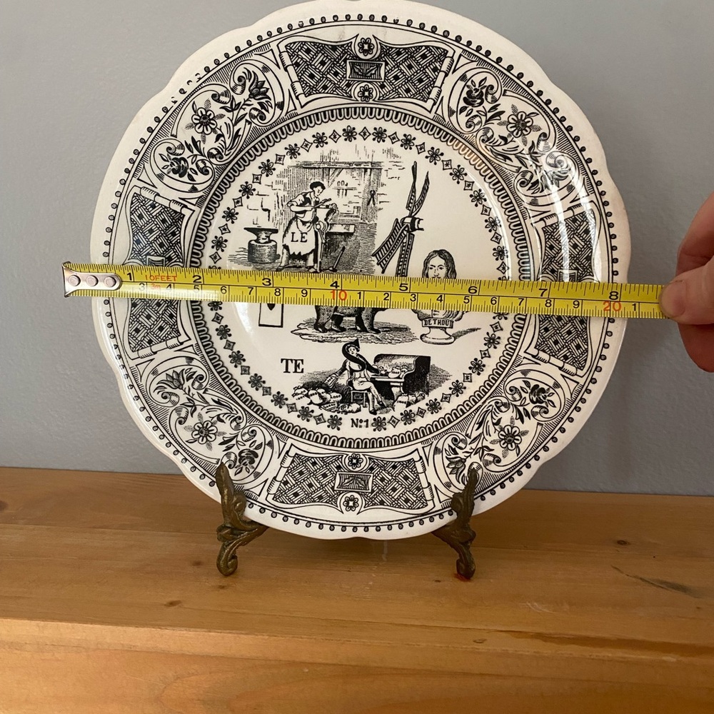 Antique Gien France transferware rebus puzzle decorative plate. - Picture 3 of 5